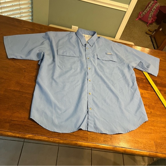 Men’s Columbia light blue short sleeve button down shirt size XXL - Picture 1 of 7
